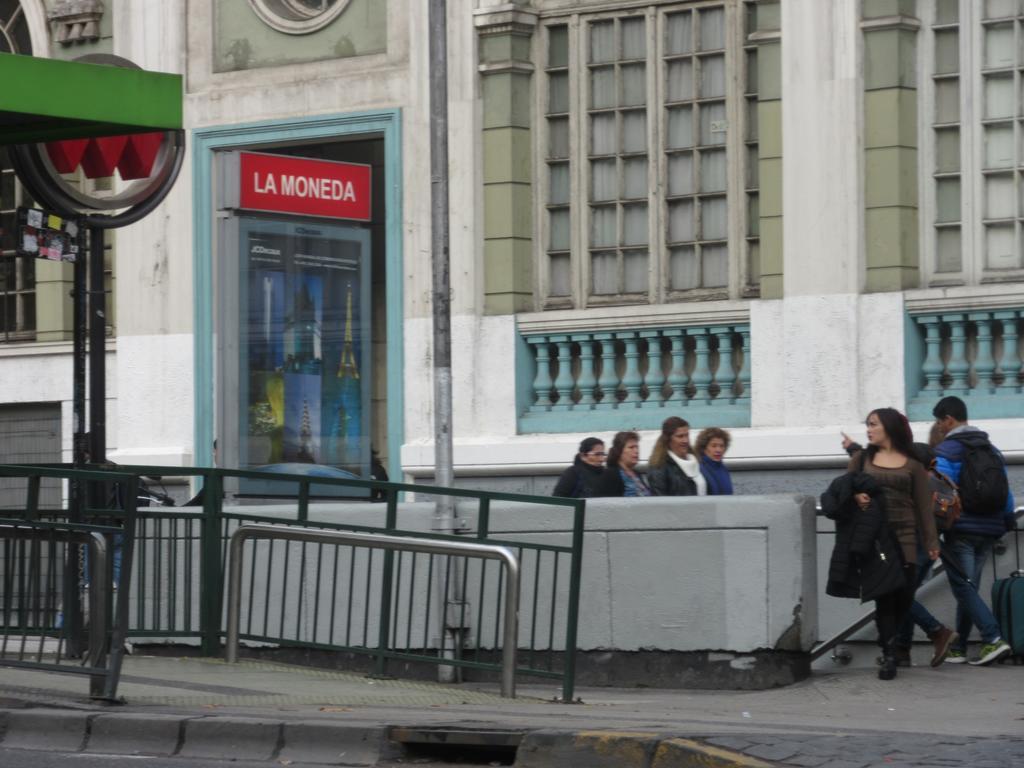 圣地亚哥Departamento Paseo Bulnes Metro La Moneda公寓 外观 照片