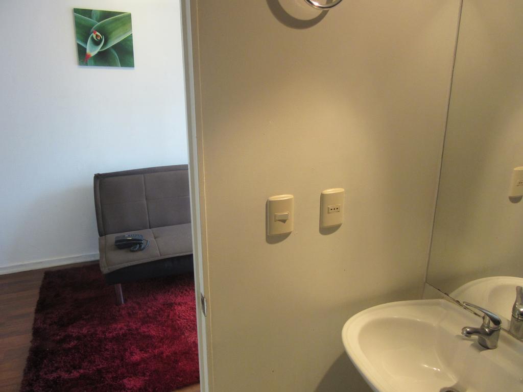 圣地亚哥Departamento Paseo Bulnes Metro La Moneda公寓 外观 照片