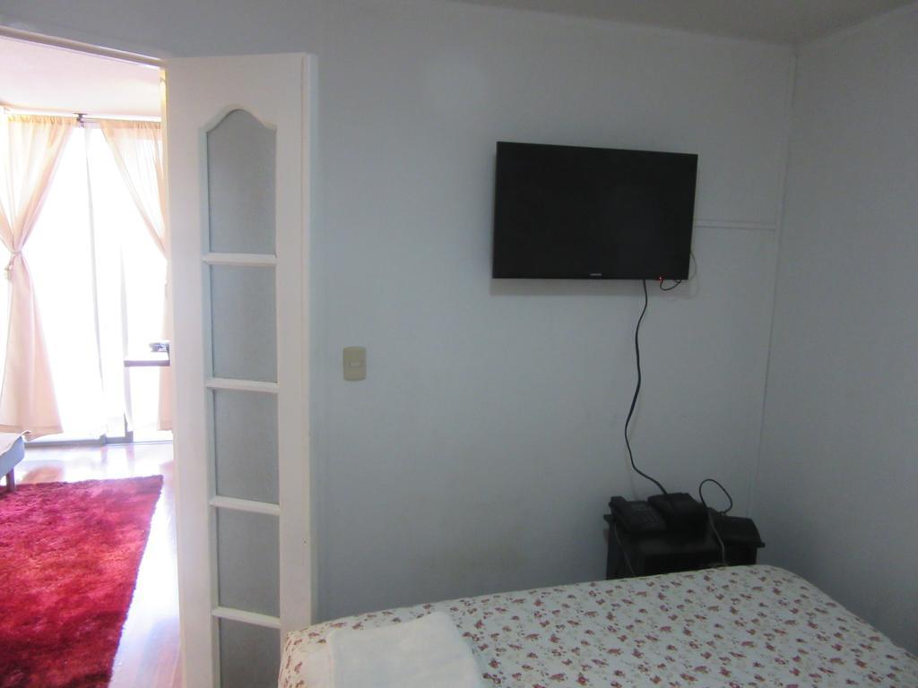 圣地亚哥Departamento Paseo Bulnes Metro La Moneda公寓 外观 照片