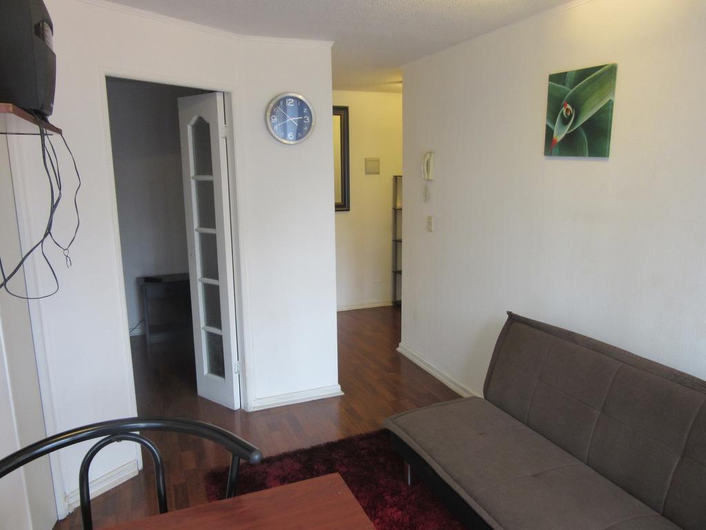 圣地亚哥Departamento Paseo Bulnes Metro La Moneda公寓 外观 照片