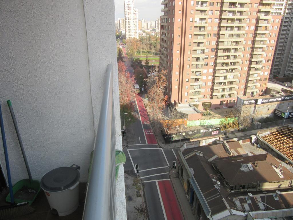 圣地亚哥Departamento Paseo Bulnes Metro La Moneda公寓 外观 照片