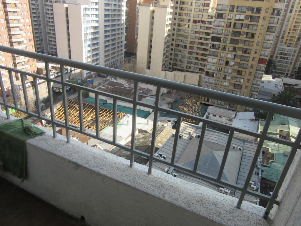 圣地亚哥Departamento Paseo Bulnes Metro La Moneda公寓 外观 照片