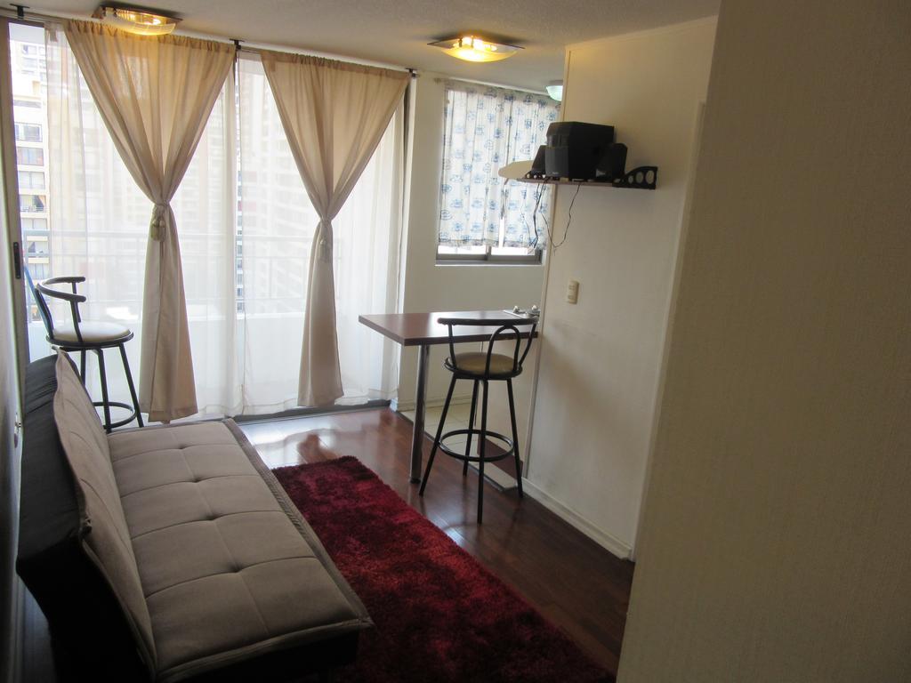 圣地亚哥Departamento Paseo Bulnes Metro La Moneda公寓 外观 照片