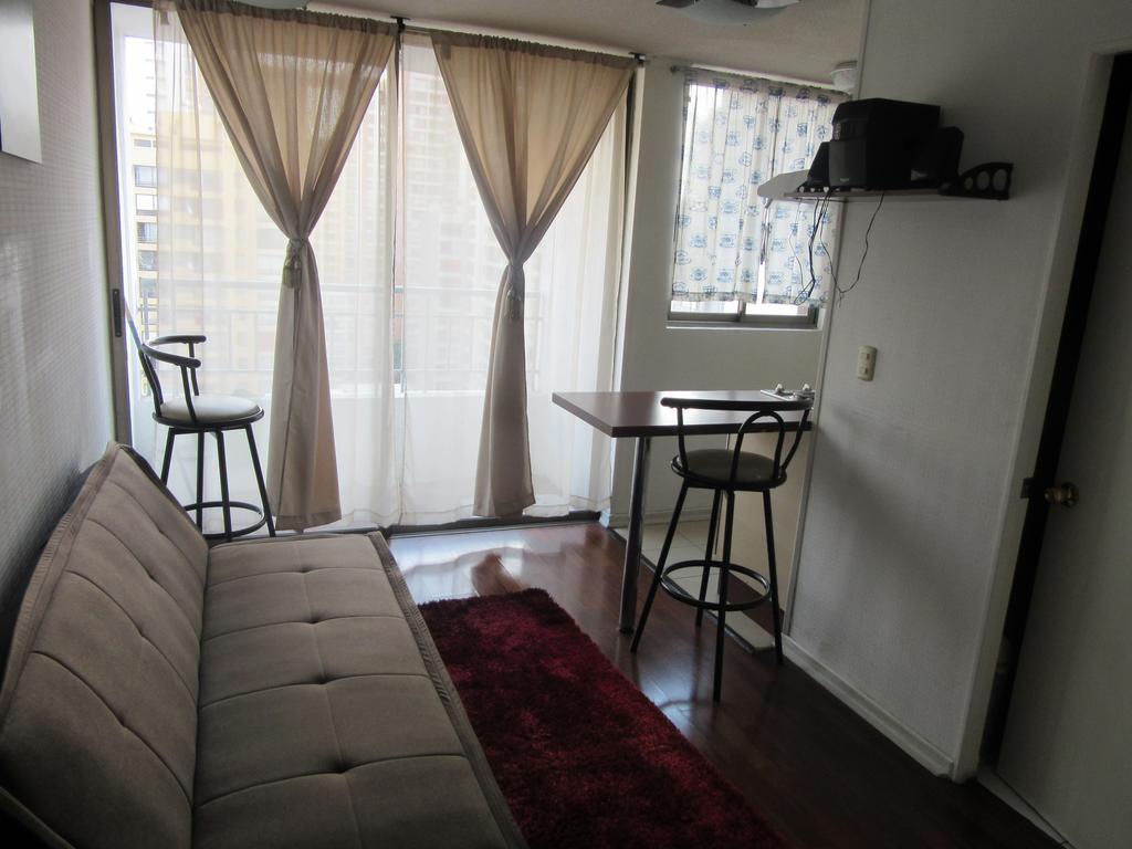 圣地亚哥Departamento Paseo Bulnes Metro La Moneda公寓 外观 照片