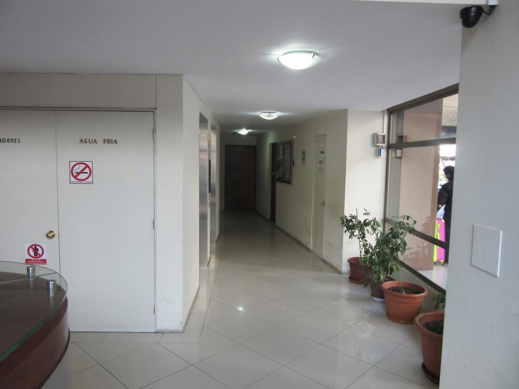 圣地亚哥Departamento Paseo Bulnes Metro La Moneda公寓 外观 照片