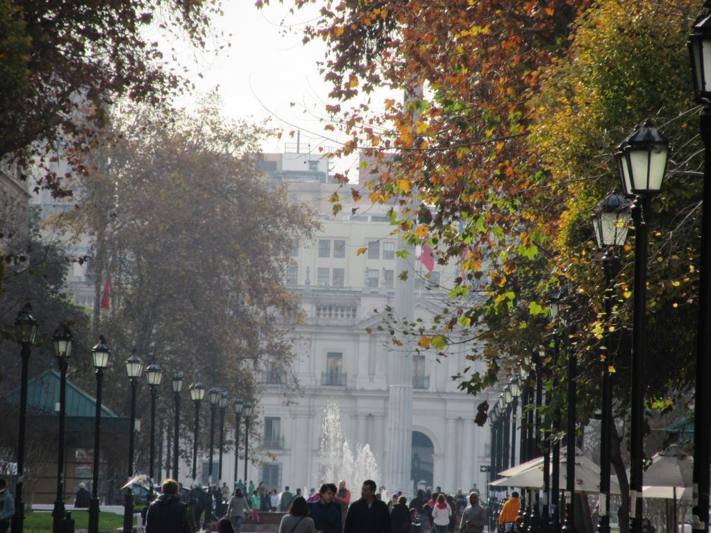 圣地亚哥Departamento Paseo Bulnes Metro La Moneda公寓 外观 照片