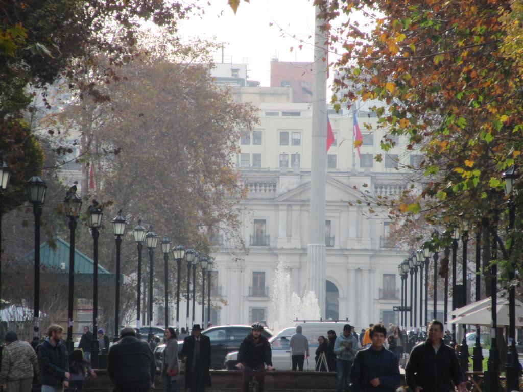 圣地亚哥Departamento Paseo Bulnes Metro La Moneda公寓 外观 照片